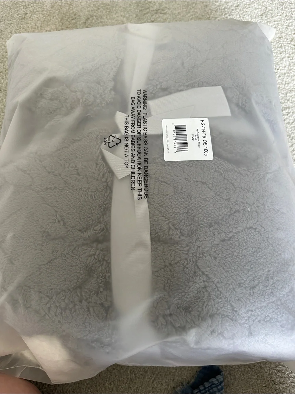 Ultimate Sherpe Throw - Gray and Cream Plush Blanket